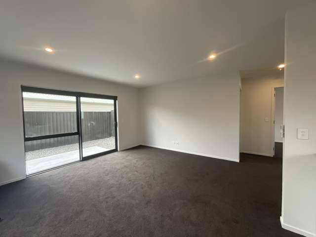 6D Orlando Street Stratford District_3