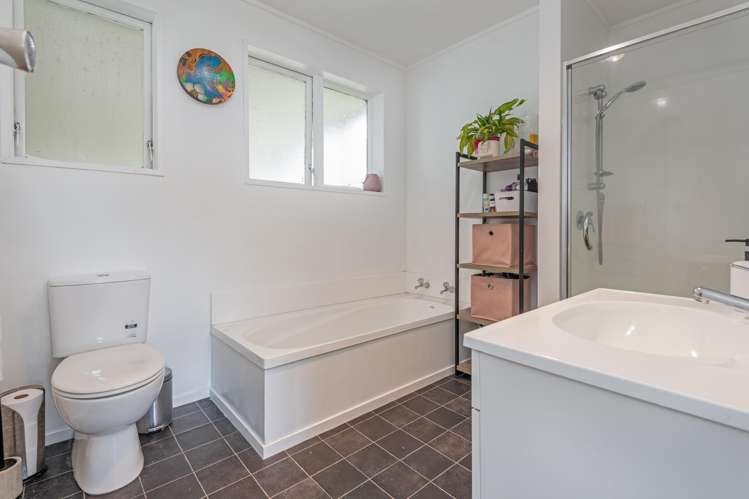 146 Te Wanaka Road Awapuni_13