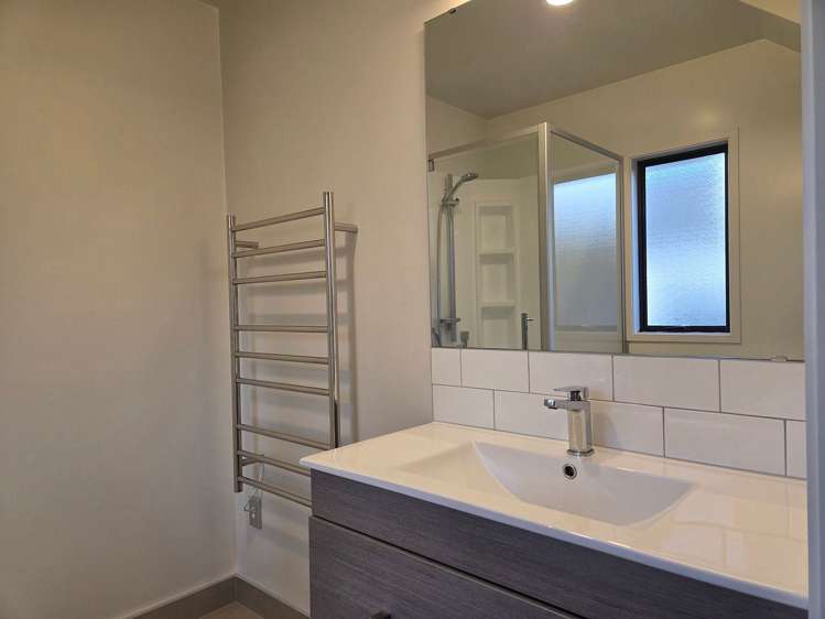 15B La Roche Place Northcote_6