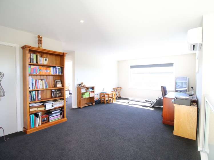 7 Westcott Place Allenton_23