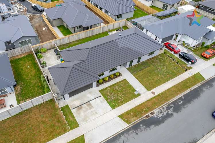 6 Jack Vaughan Grove Wainuiomata_21