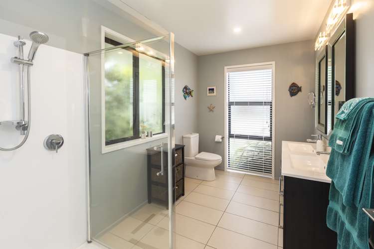 39 Te Whenu Crescent Marshland_10