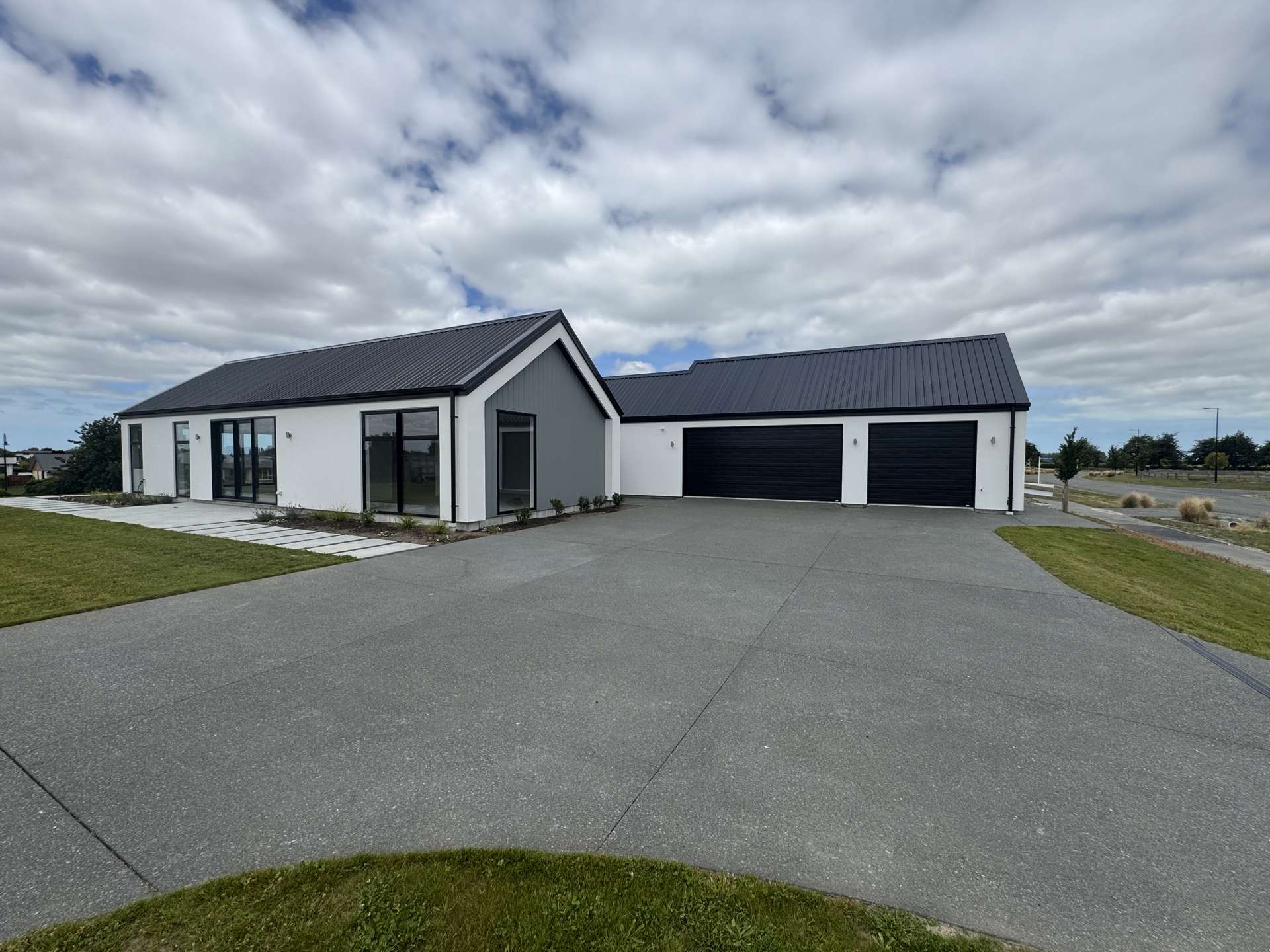 14 Village Green Drive Huntingdon_0