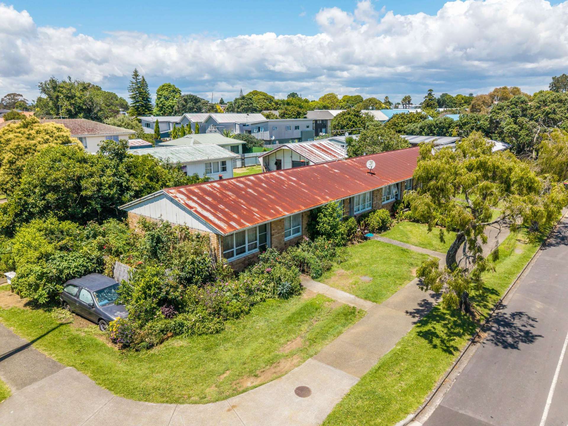 25 Point England Road Point England_0