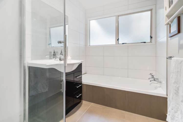 4/137a Rangatira Road Beach Haven_10