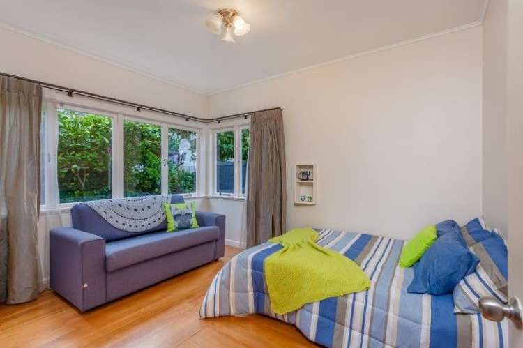 4 Aldersgate Road Hillsborough_17