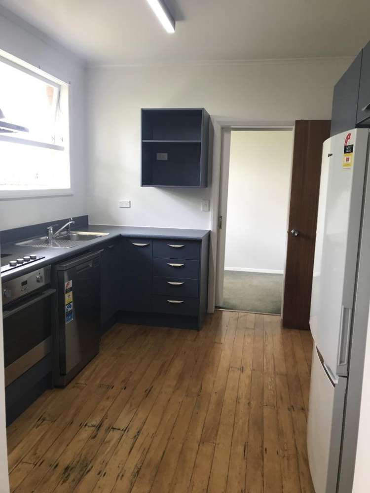 103 Hall Street 11373_4