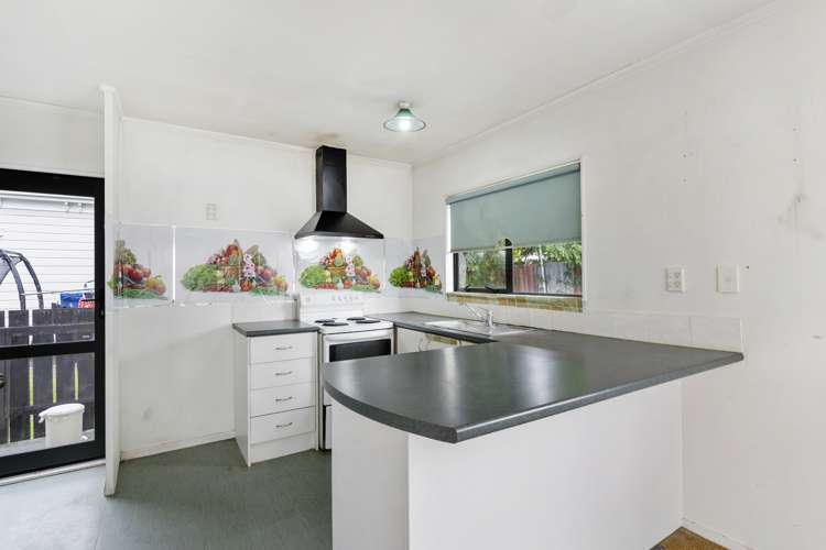 8 Berkeley Road Manurewa_12