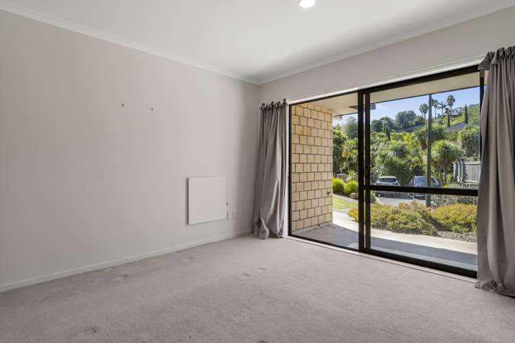 14/19 Glencarron Place Bethlehem_2