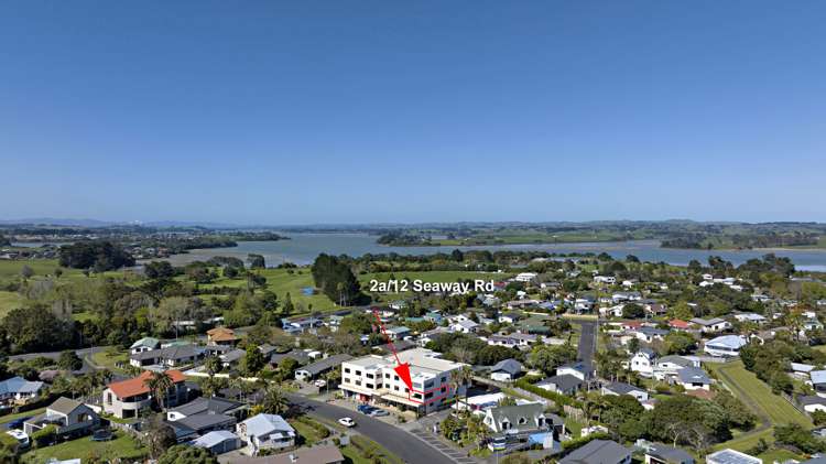 2a/12 Seaway Road Clarks Beach_12