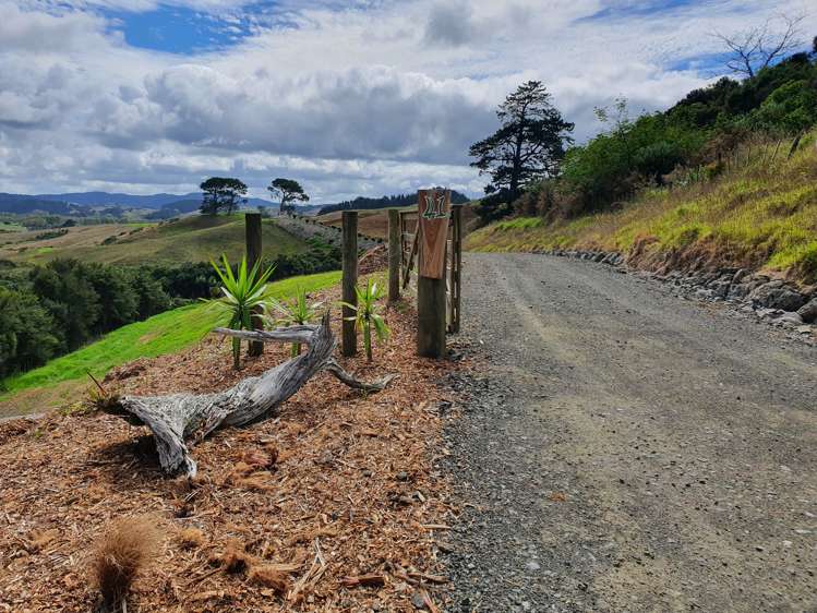 41 Windmill Glen Road Dairy Flat_0