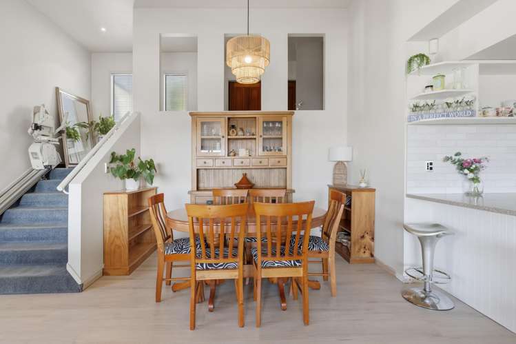 8 Lorrigan Way Welcome Bay_10