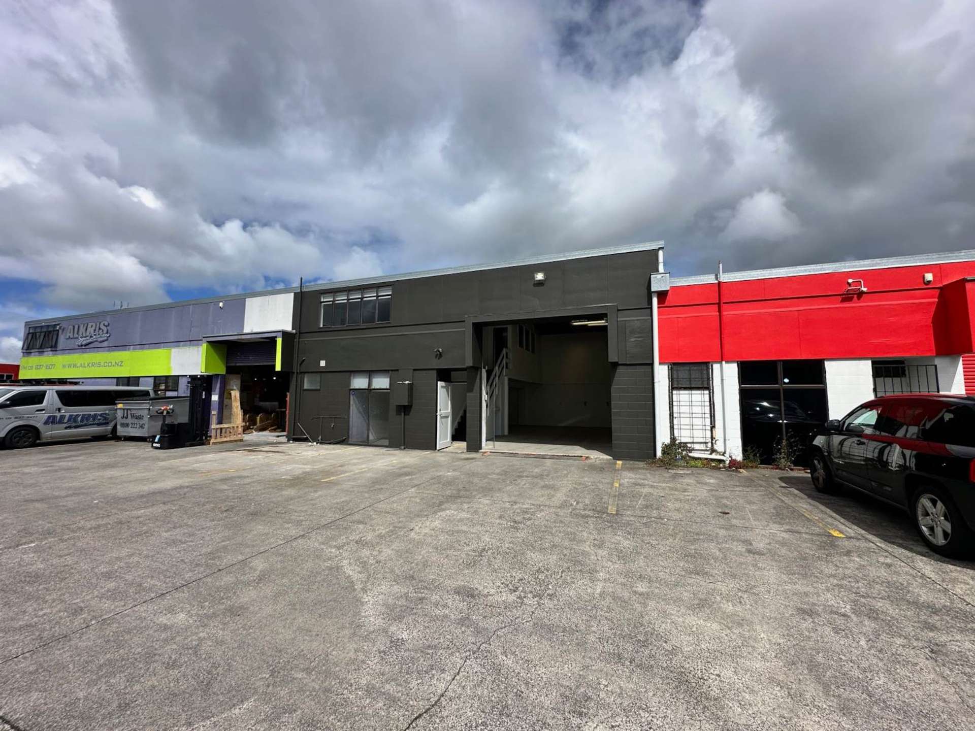 Unit 2/28 Moselle Avenue Henderson_0