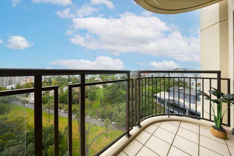 2512/1 Courthouse Lane City Centre_6