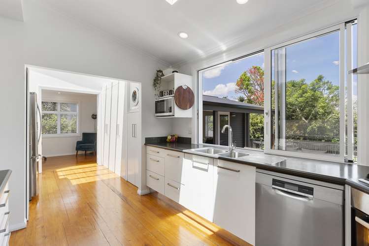 27 Harapaki Road Meadowbank_6