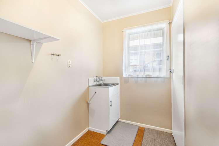 2/69 Royal View Road Te Atatu South_18