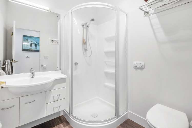 1 Antonia Place Kinloch_18