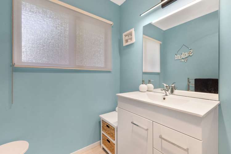 2/14 Burns Street Westown_27