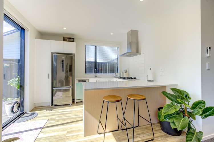 1/4 Keitha Place Glenview_4