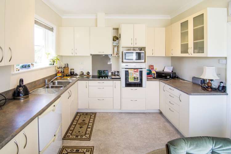 32 Masters Crescent Masterton_2