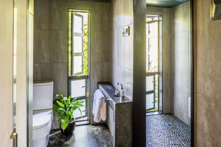 5 Pine Tree Lane Korokoro_12