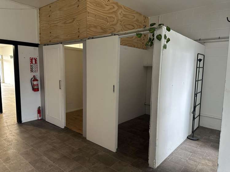 Shop 4, 47 Main North Road Woodend_7