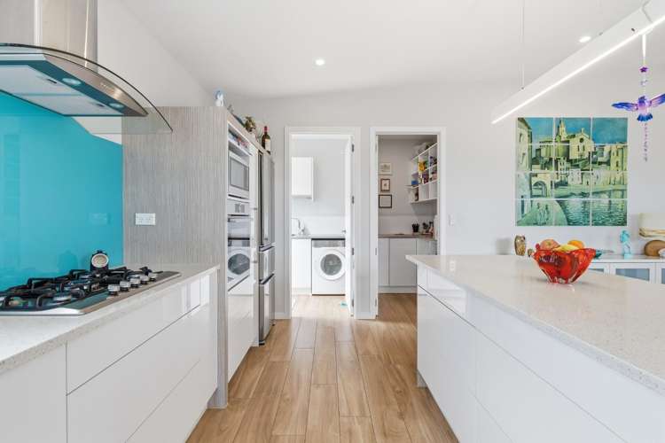 24 Coast Boulevard Papamoa_11