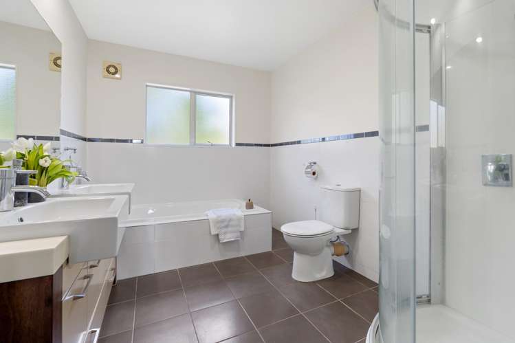 68A Saddleback Rise Murrays Bay_16