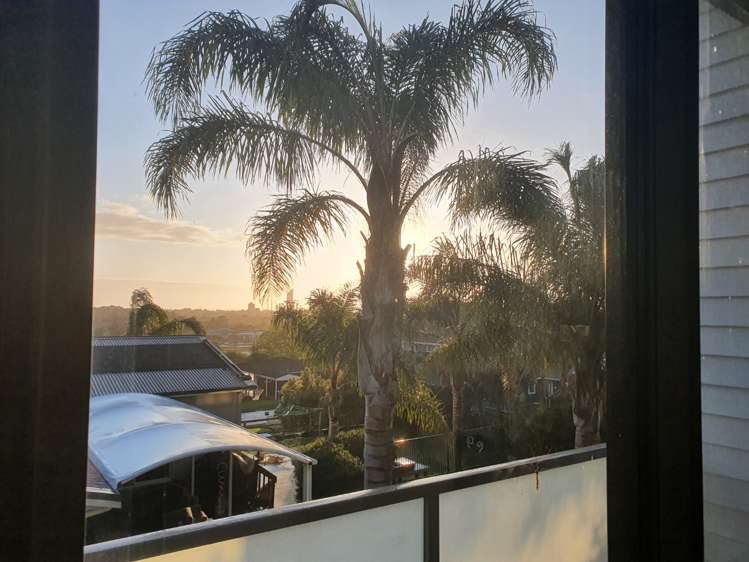 4/50 Ocean View Road Northcote_11