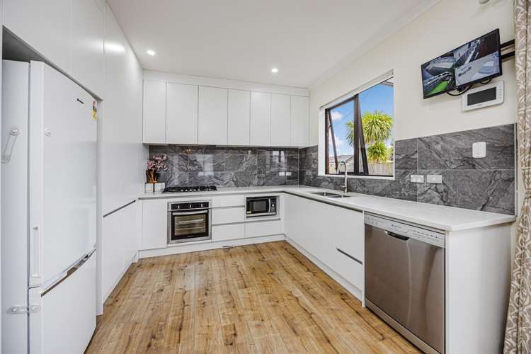 12 Millfield Lane Papakura_13