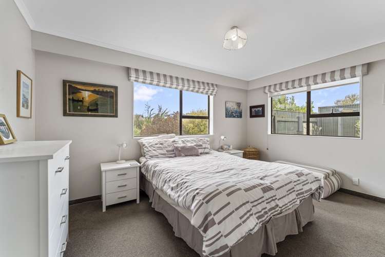 44 Norfolk Crescent Otaki Beach_11