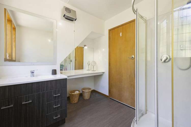 23 Woodside Terrace Andersons Bay_15