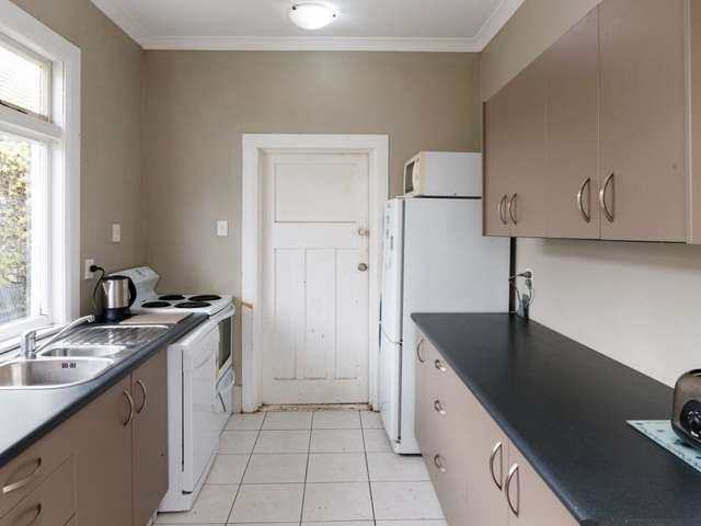 81a Linton Street West End_3