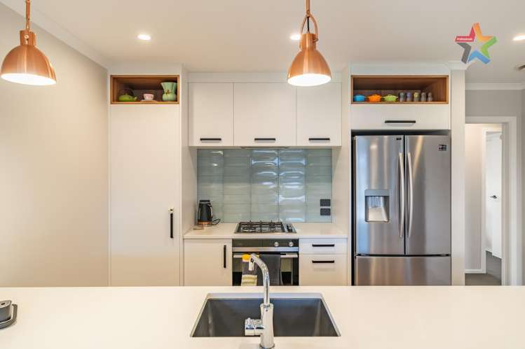 8 Te Punga Road Wallaceville_6