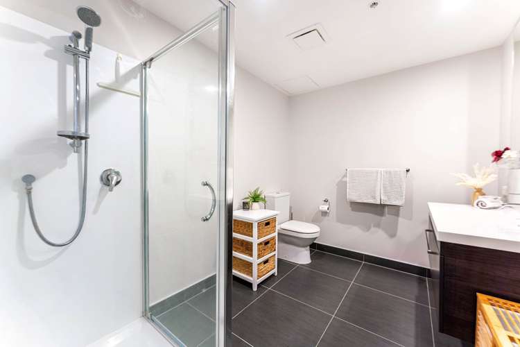 410/25 Bute Road Browns Bay_7