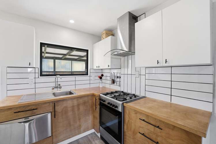 57 Princes Street Waikari_2