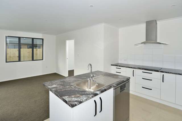 46 Tamure Place Ruakaka_3