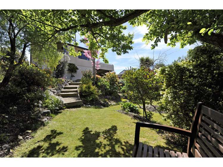 36 Olympus Way Richmond_19