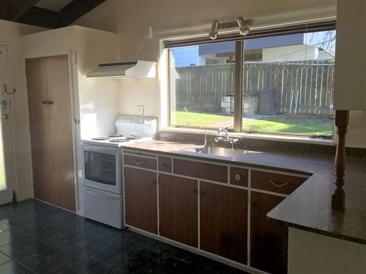 1/11 Burn Place The Brook_5