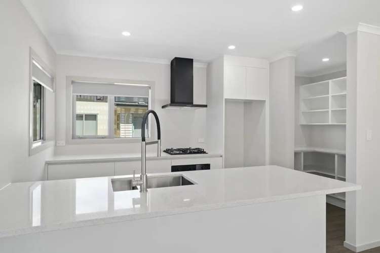 B/15 Noni Street 11211_2