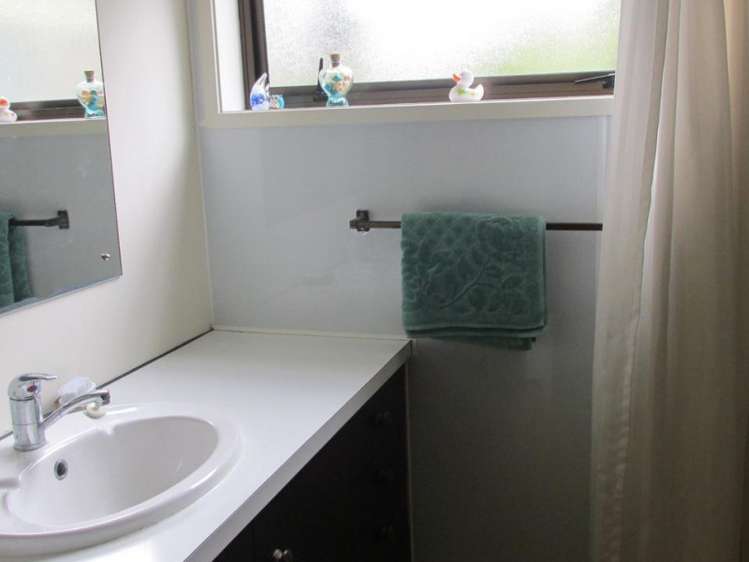 16 Kestrel Crescent Matamata_7