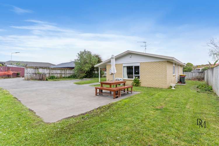 33 Robert Ross Place Clendon Park_7