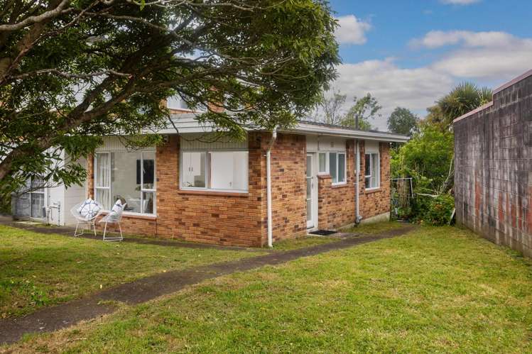 2/26 Woodward Road Mount Albert_13