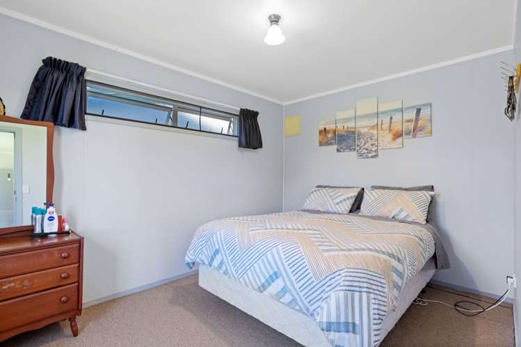 4 Costello Crescent Pukehina_5