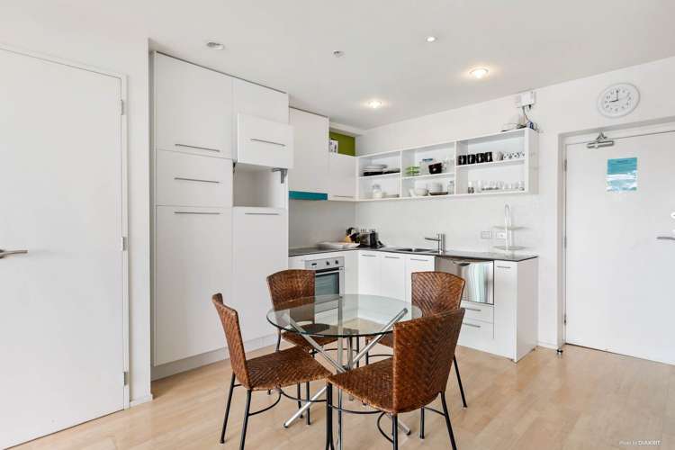 903/18 Beach Road Auckland Central_2