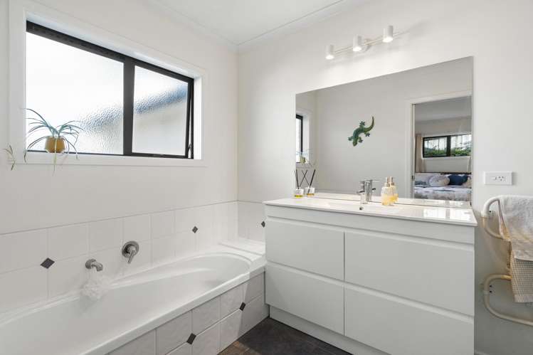 51 Marire Drive Ohauiti_11