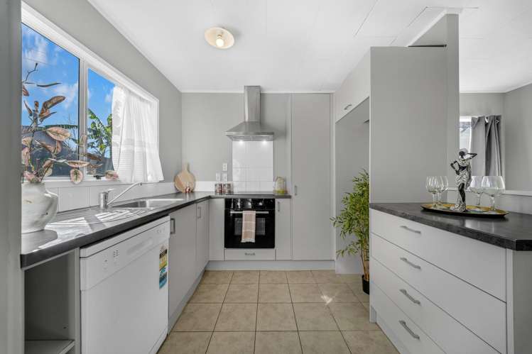 52 Keegan Drive Massey_7