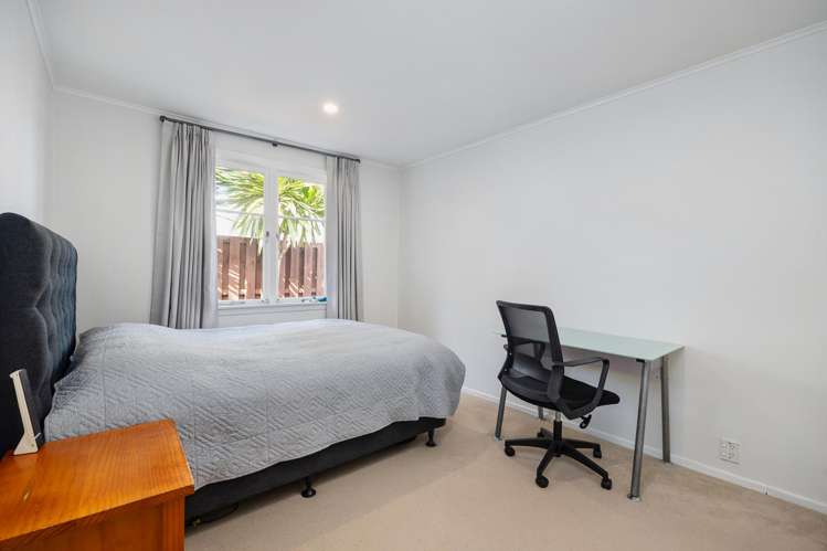 88 Richardson Road Mount Albert_11
