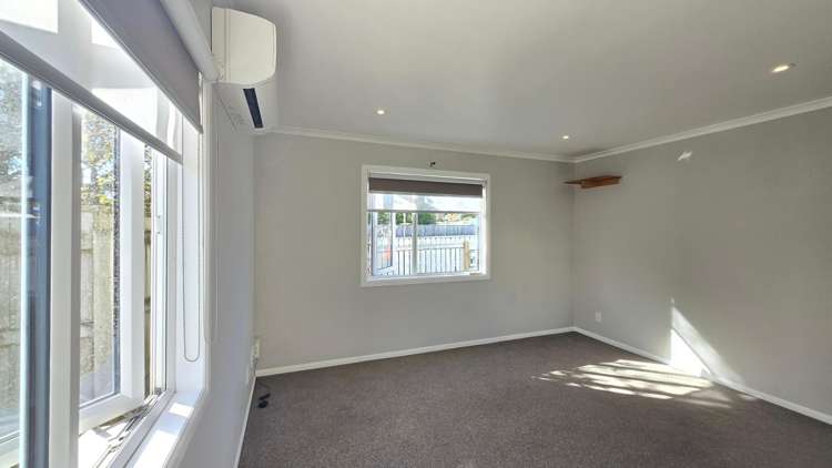  8/31 Tennyson Street Petone_3