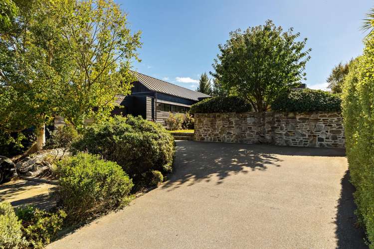 8 Bretby Court Jacks Point_18